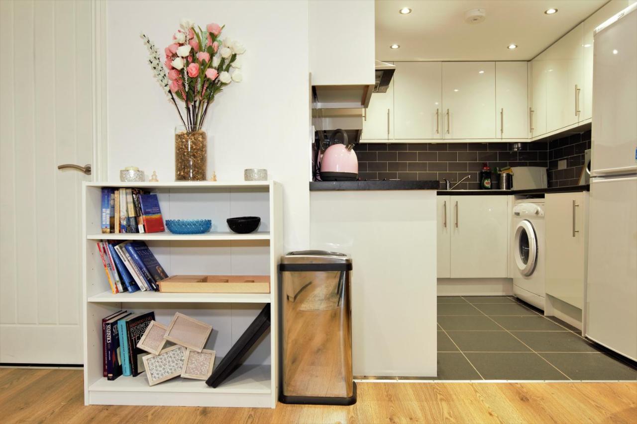 Stylish 2 Bedroom Apartment In The Heart Of Greenwich London Exterior photo
